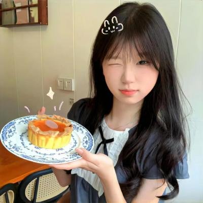 我的同桌是校花